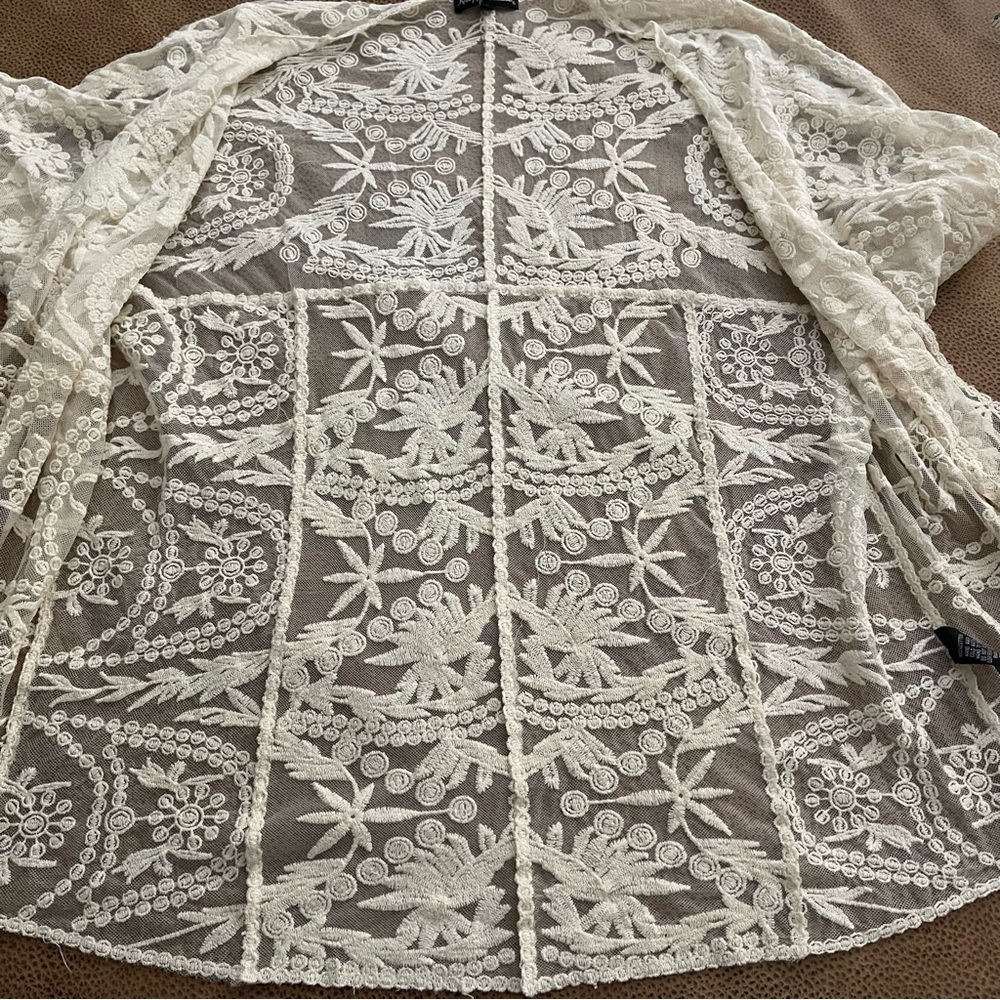 Knapp Studio Ivory Lace Kimono Cardigan Size S (but roomy) - Picture 10 of 13